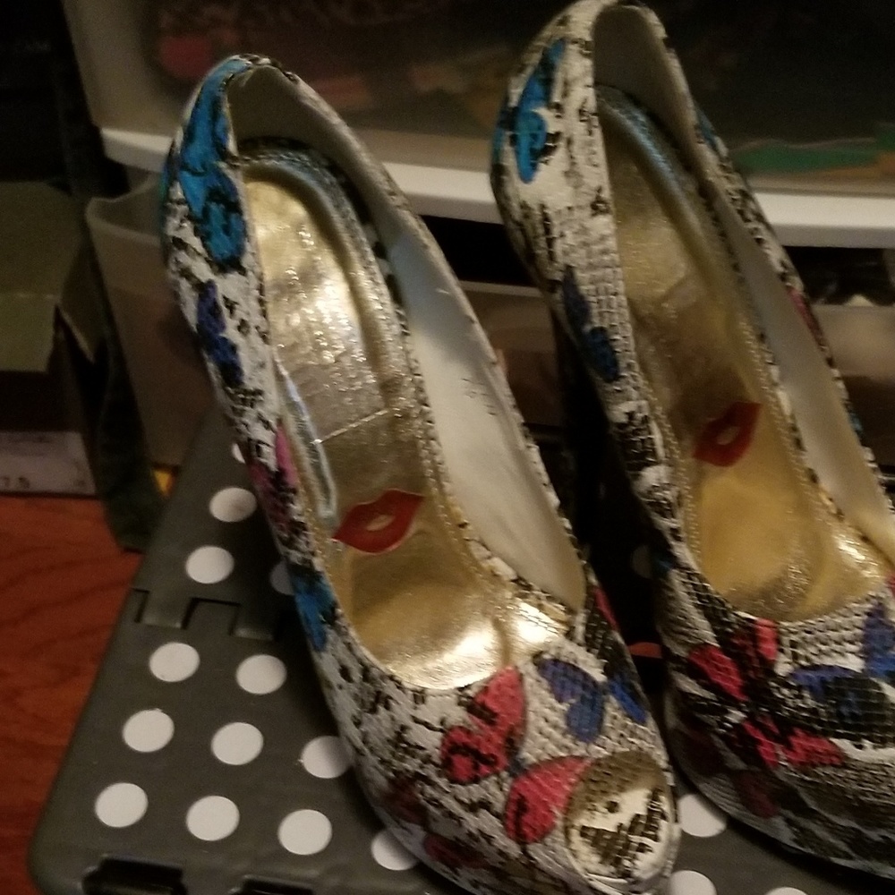 Open Toe Pumps - Picture 5 of 5
